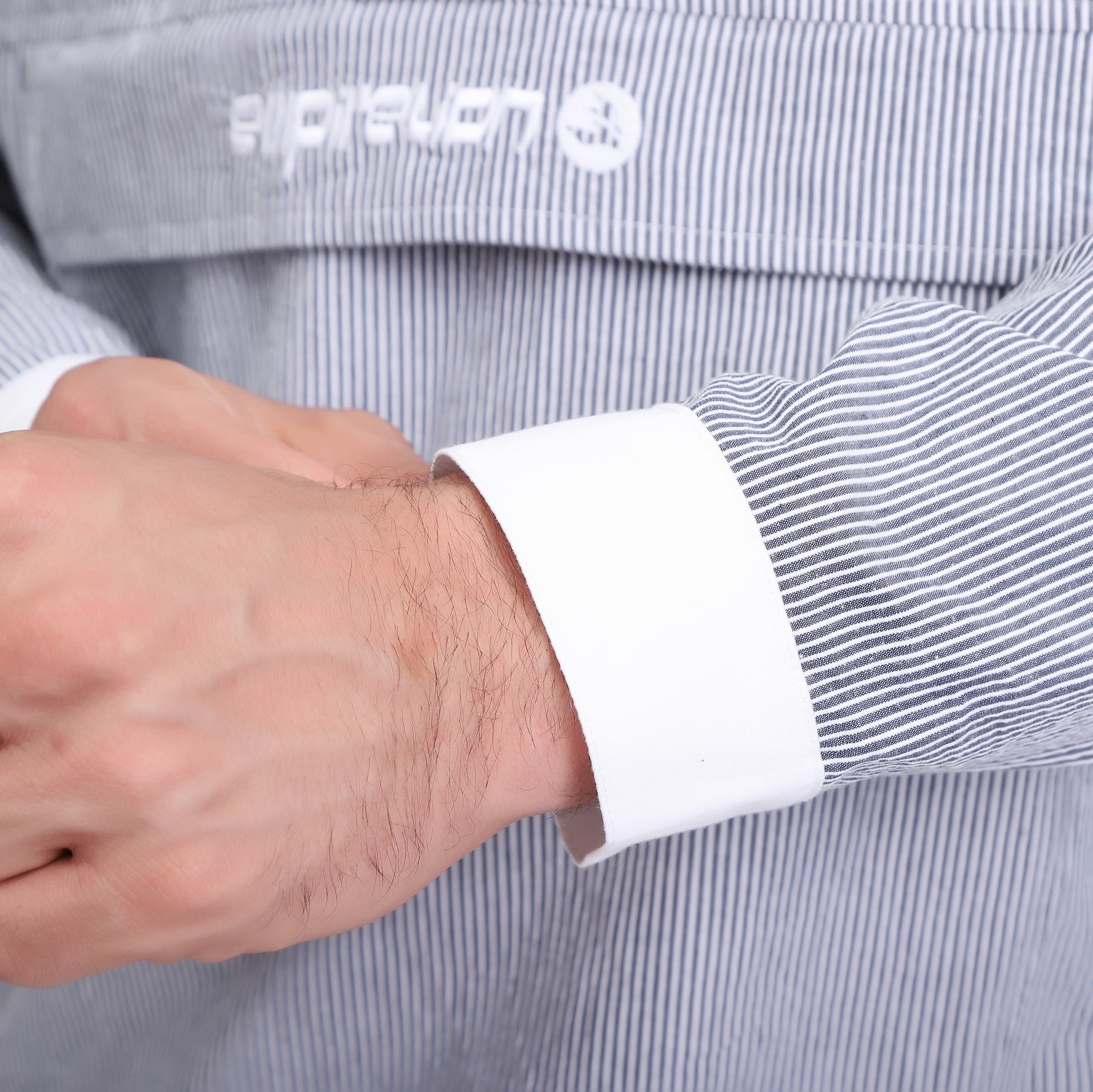 コントラストカフス