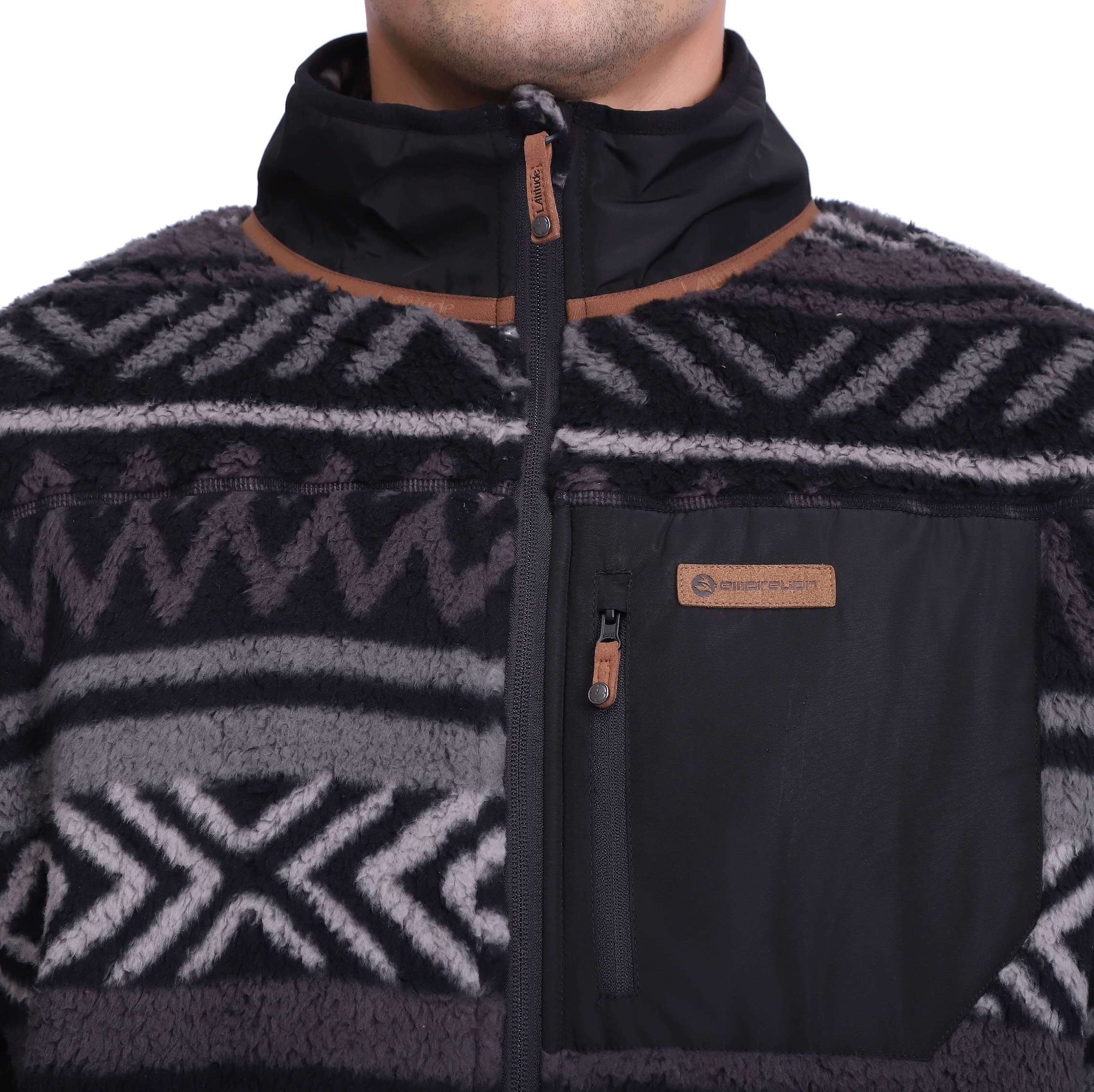 チェストジッパーポケット