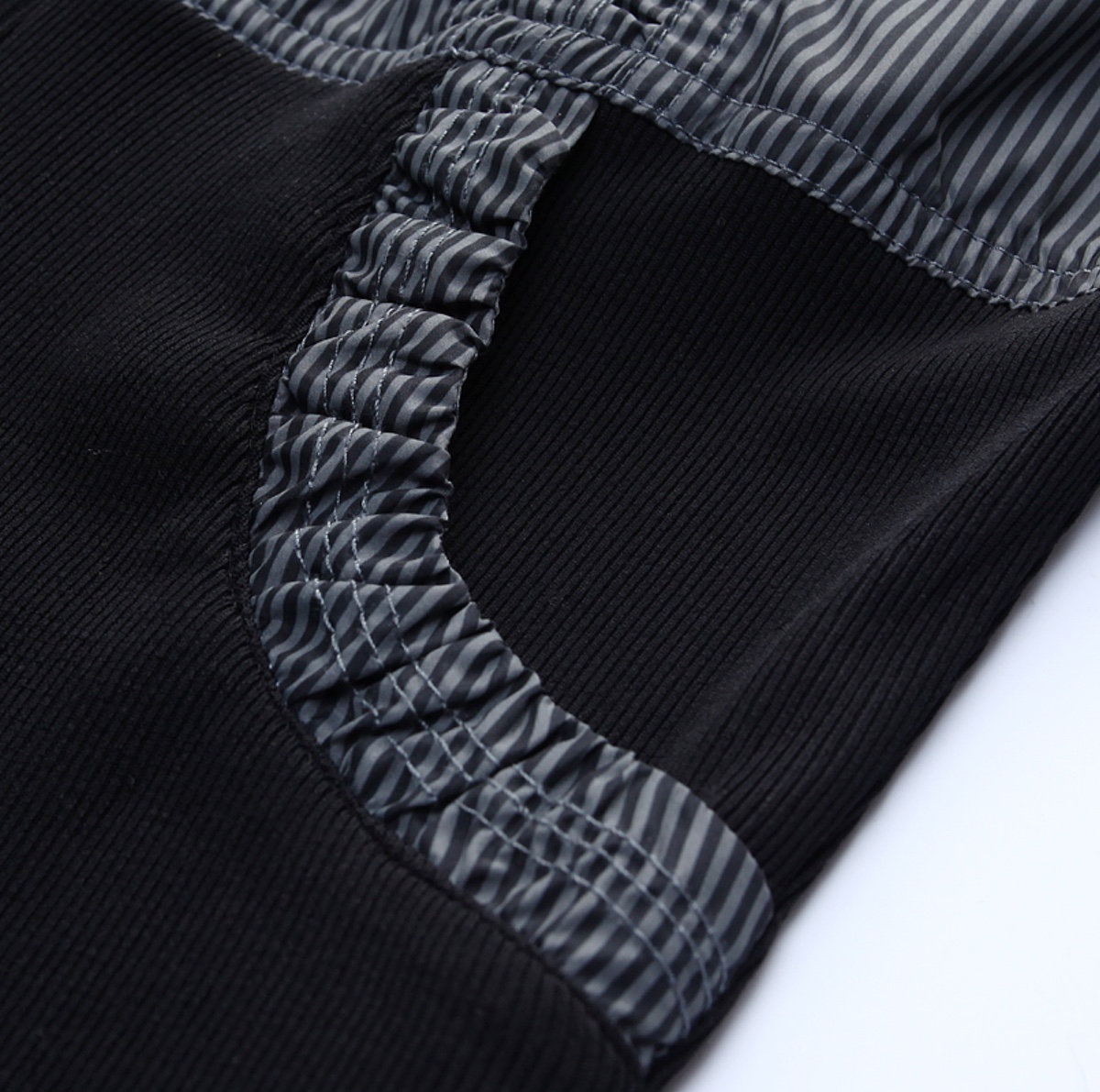 コントラストポケット