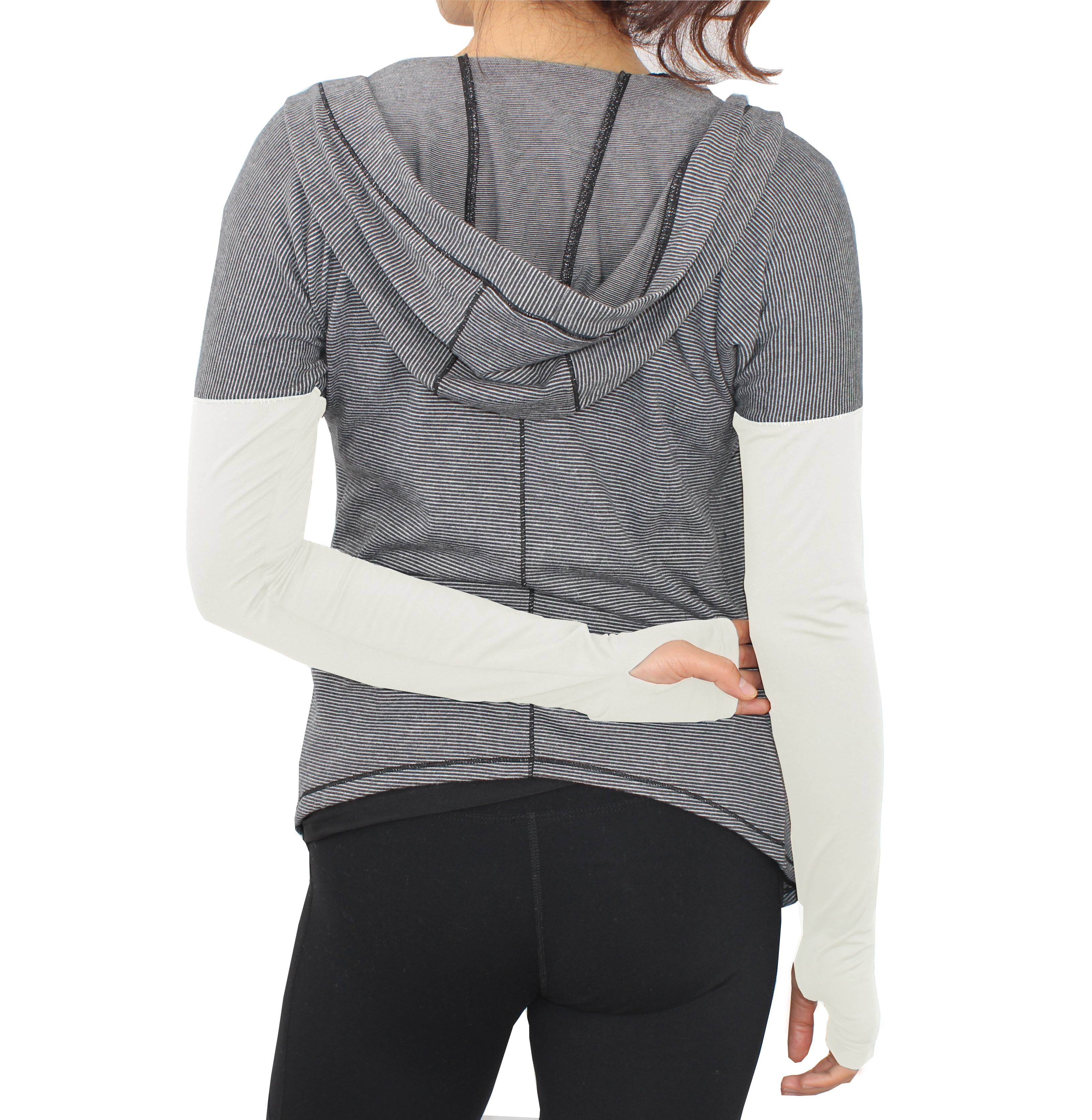 フーディーを走る