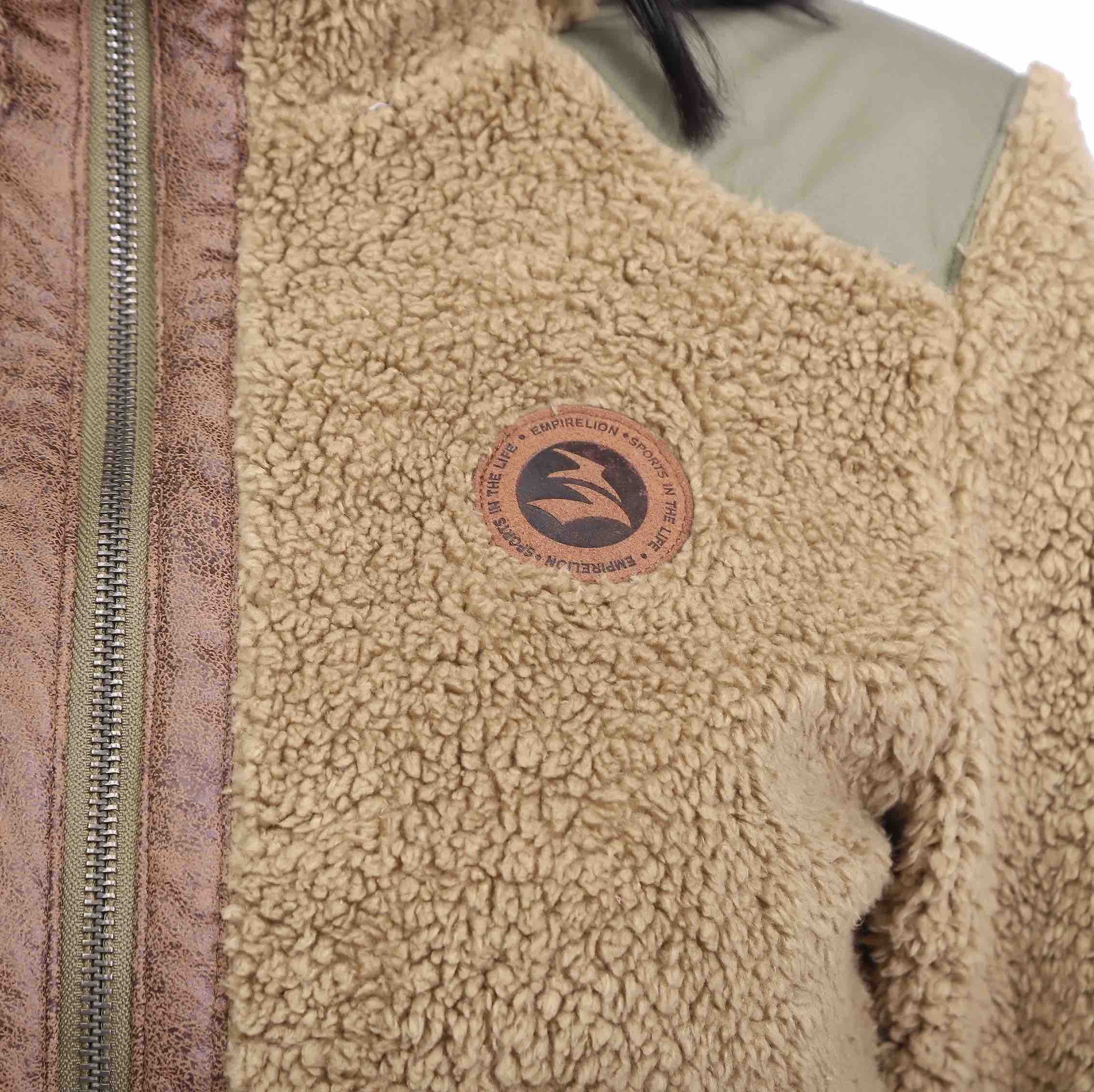 偽の革のトリム